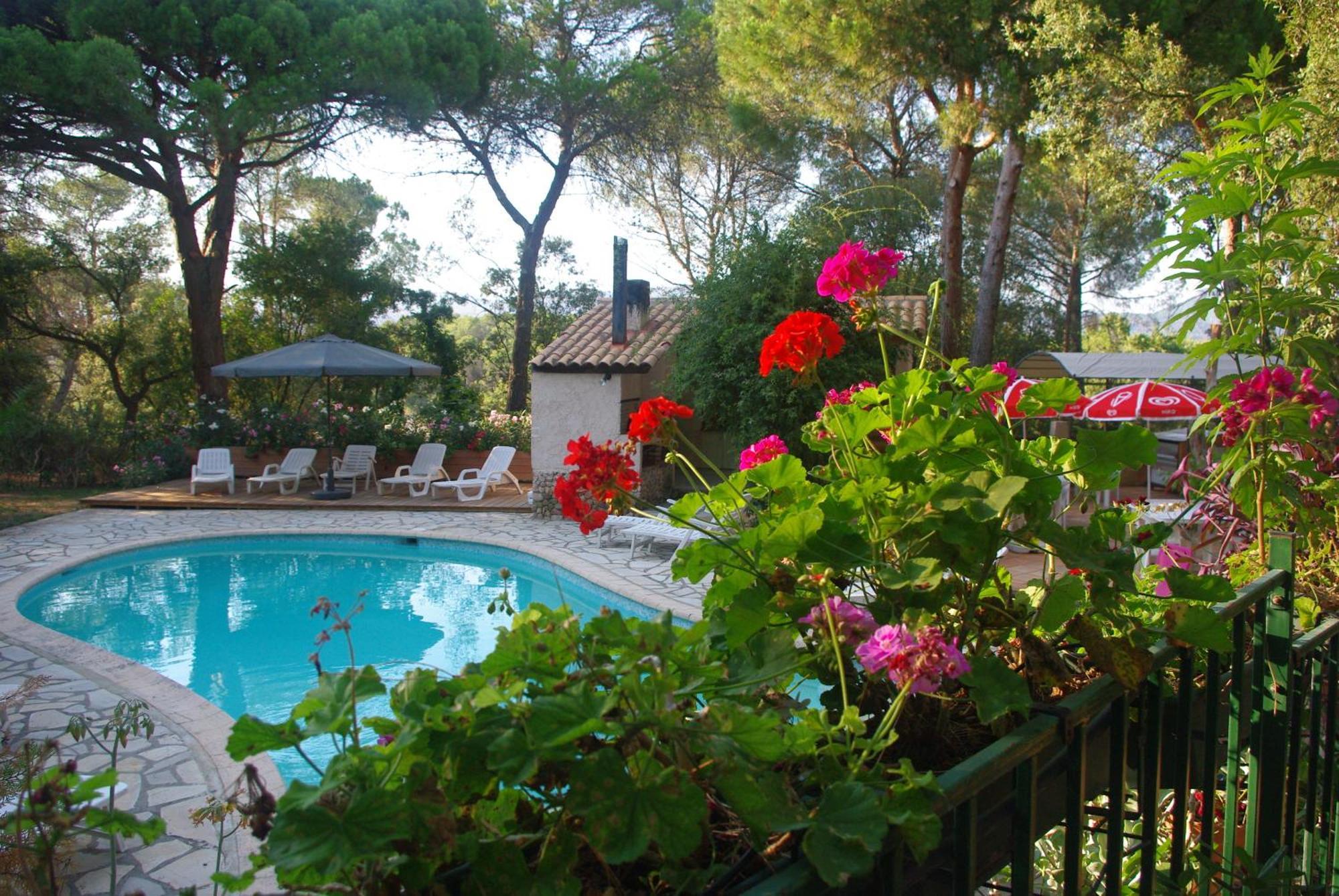 Location Villa et Studios Roquebrune-sur-Argens Exterior foto
